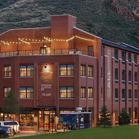 The Eddy Taproom & Hotel Golden Luaran gambar