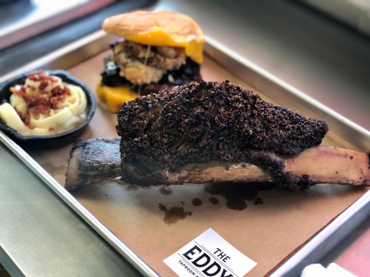 The Eddy Taproom & Hotel Golden Luaran gambar