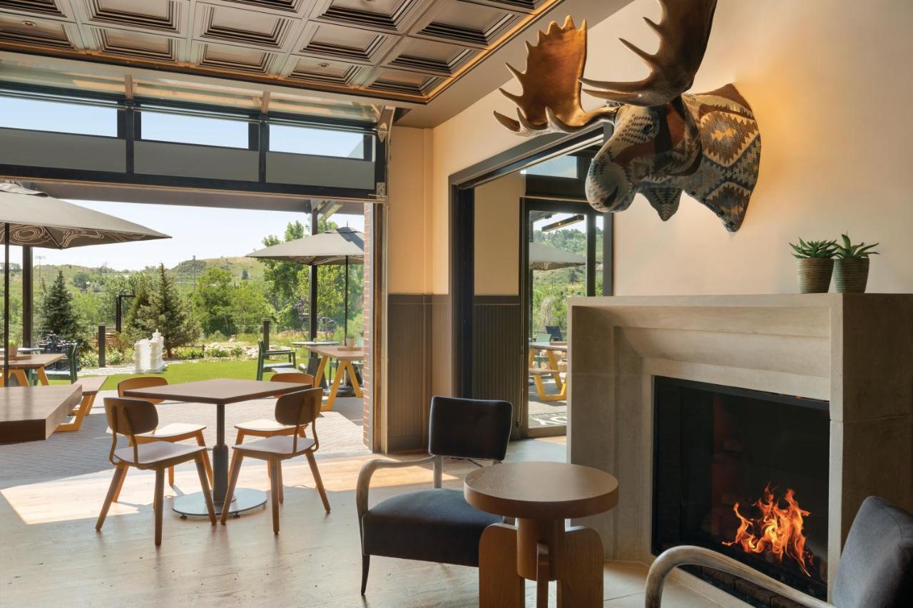 The Eddy Taproom & Hotel Golden Luaran gambar